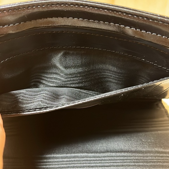 Vintage Deluxe Black Leather Passport Wallet - Picture 6 of 10